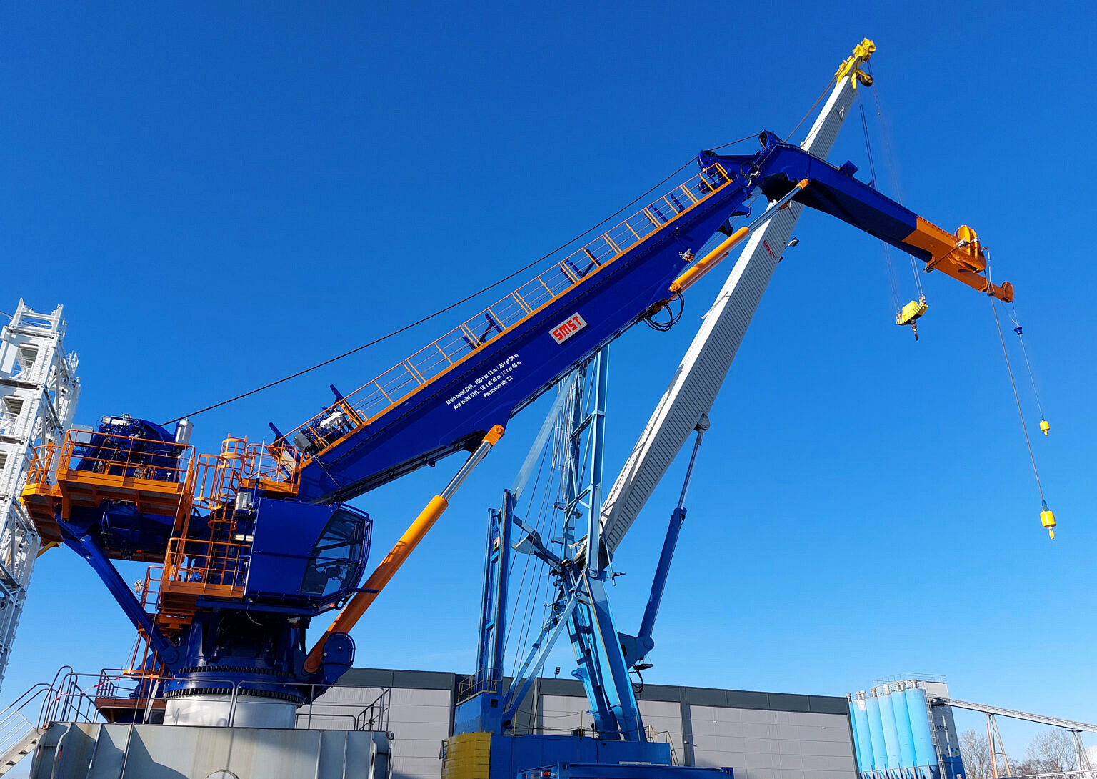 Delivery of SMST knuckle boom crane for Van Oord Inside Marine